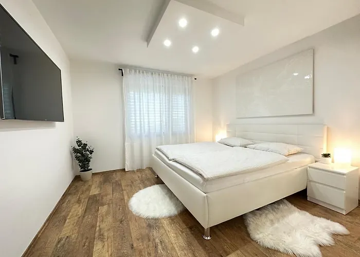 Spacious Green Cosy Near Maribor * Pesnica pri Mariboru